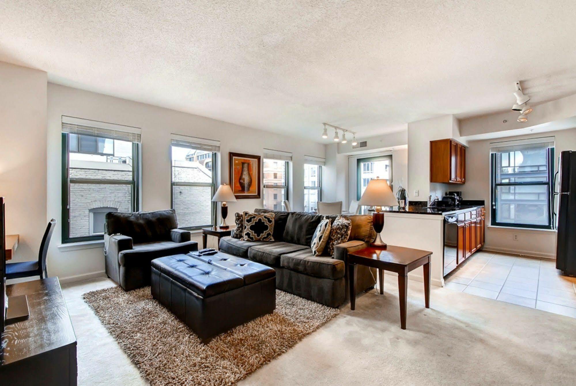 Global Luxury Suites At Thomas Circle ワシントン エクステリア 写真