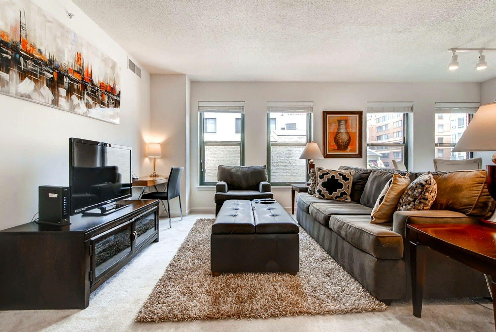 Global Luxury Suites At Thomas Circle ワシントン エクステリア 写真