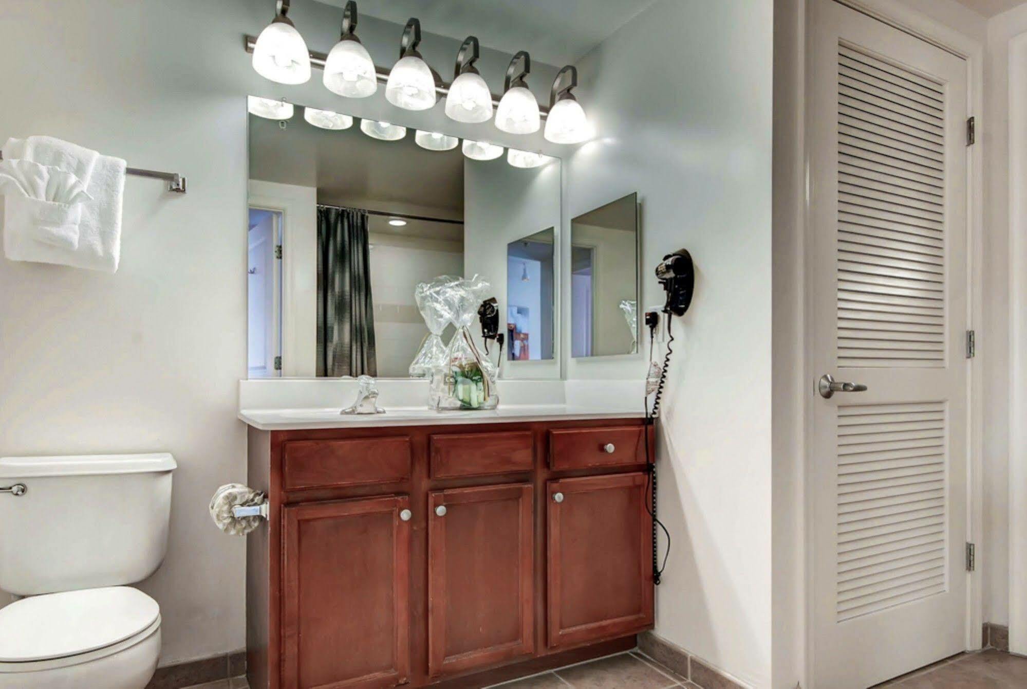 Global Luxury Suites At Thomas Circle ワシントン エクステリア 写真