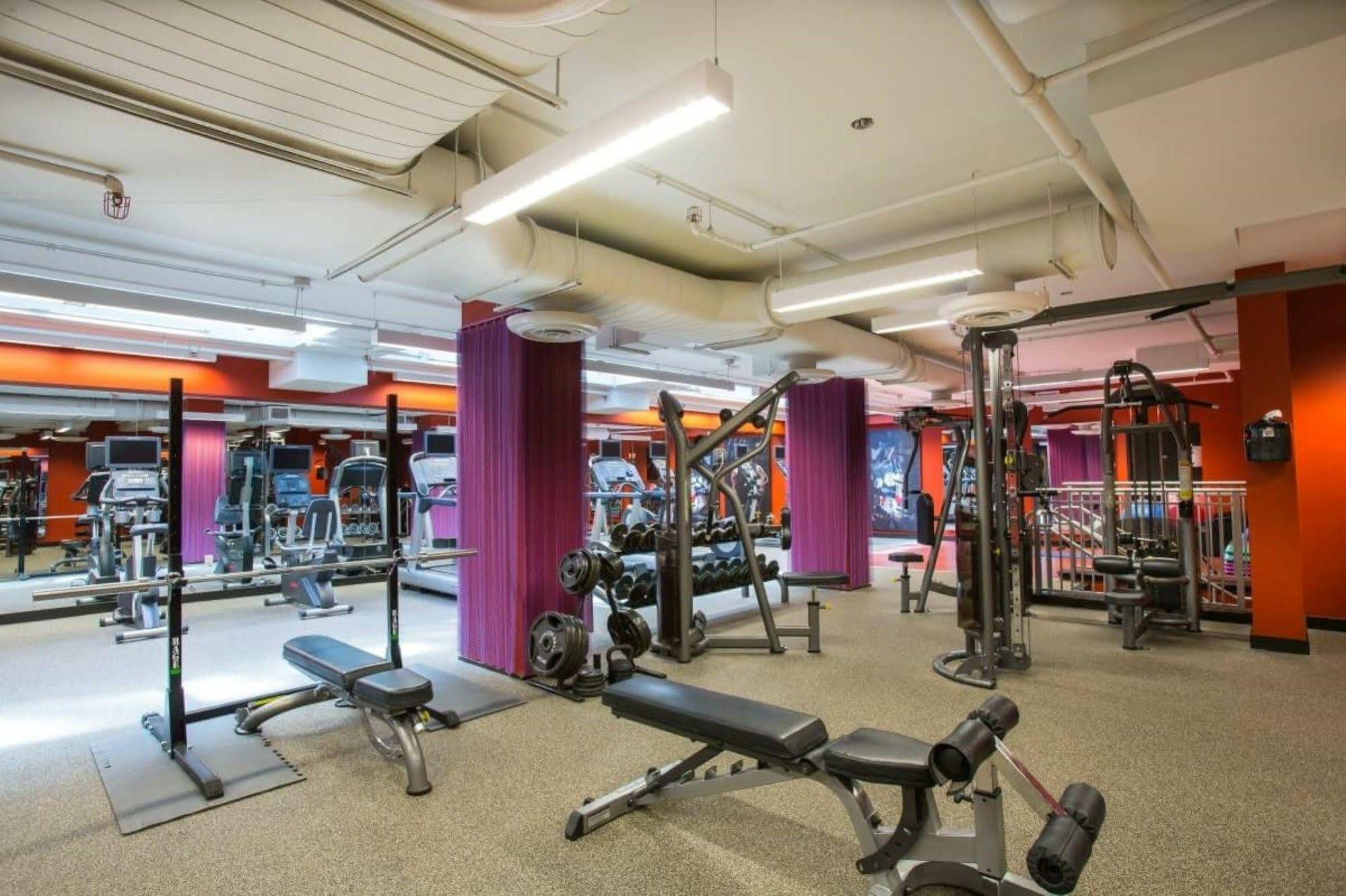 Global Luxury Suites At Thomas Circle ワシントン エクステリア 写真