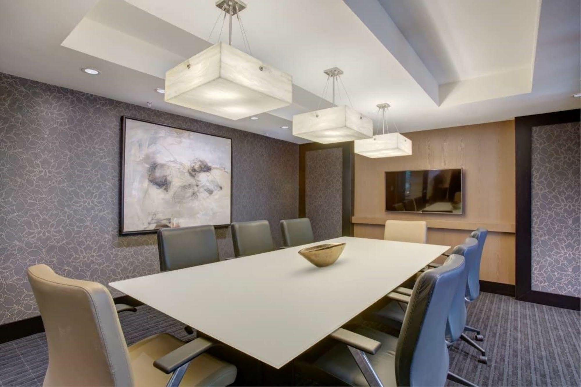 Global Luxury Suites At Thomas Circle ワシントン エクステリア 写真